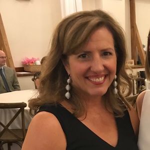 Meet your Posher, Linda